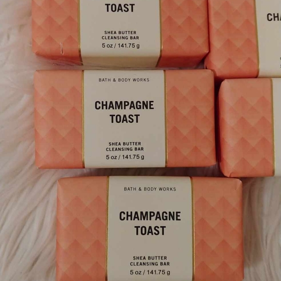 💖FIRM! NWT BATH AND BODY CHAMPAGNE TOAST SHEA BUTTER CLEANSING BAR SET - Picture 2 of 6